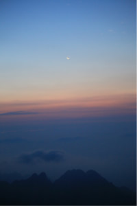 赫尔城主场揭白，势如破竹，气吞山河——城市荣耀的全景启示